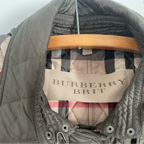 Burberry Quilted Trench Coat in Olive - Picture 2 of 7